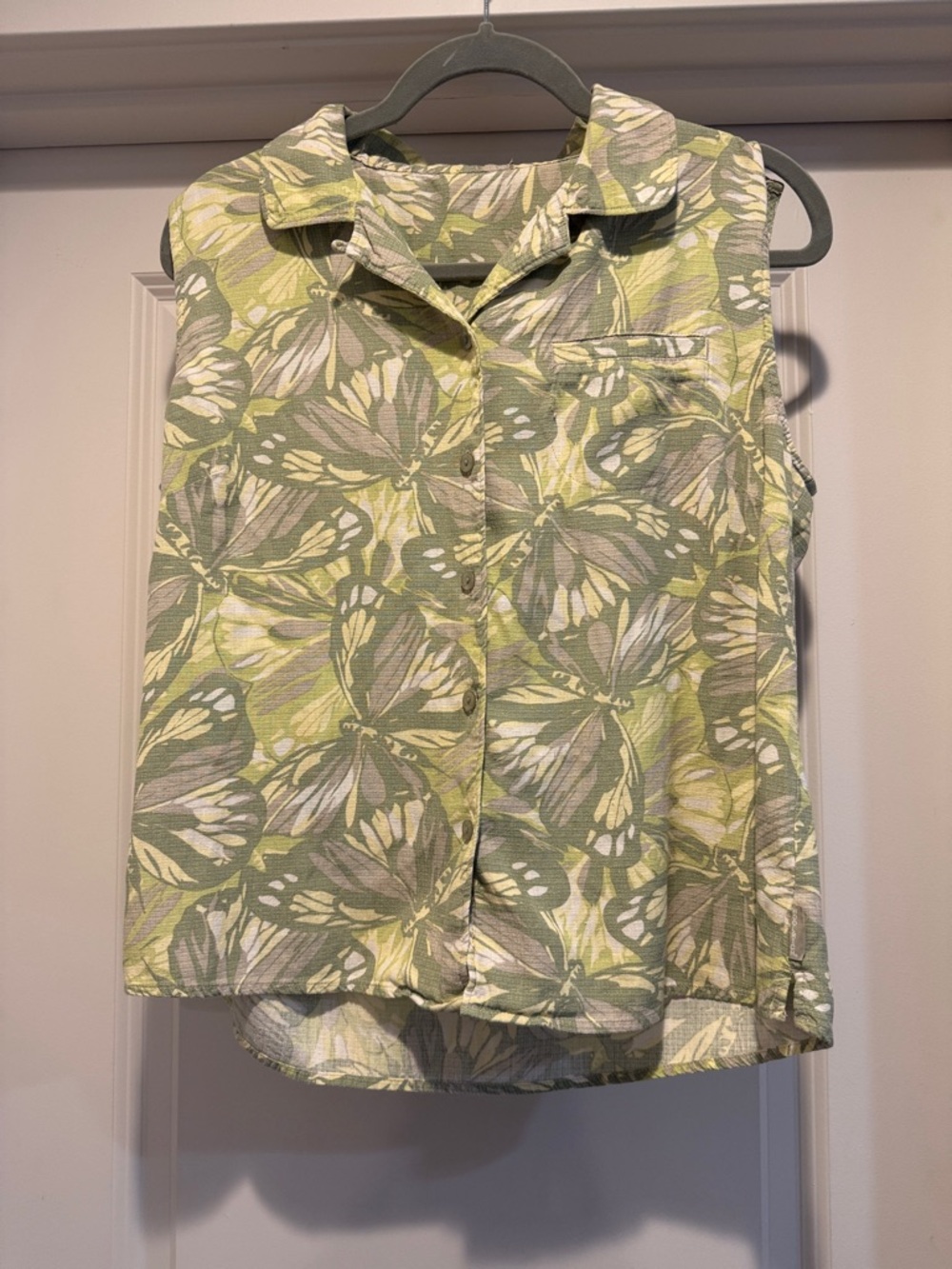 Woolrich Silk and Cotton Butterfly Sleeveless Button-down Top